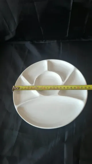 2 Pratos de acepipes/fondue vintage branco