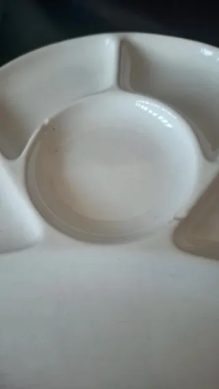 2 Pratos de acepipes/fondue vintage branco