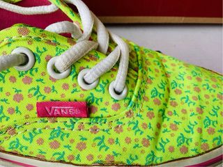 Zapatillas Vans Verdes y Rosas