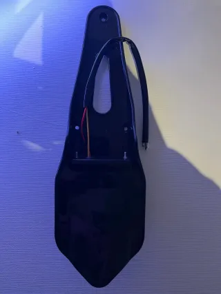 Portamatriculas corto moto LED rojo NUEVO