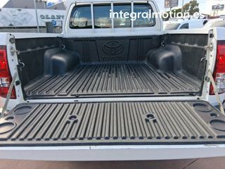 Toyota Hilux 2.4 D-4D Cabina Doble GX