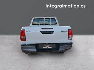 Toyota Hilux 2.4 D-4D Cabina Doble GX
