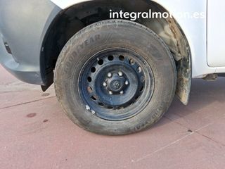 Toyota Hilux 2.4 D-4D Cabina Doble GX