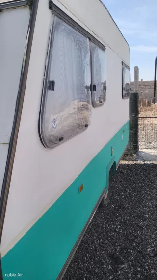 Caravana Adria 750kg