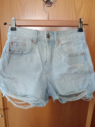 Shorts vaqueros desgastados
