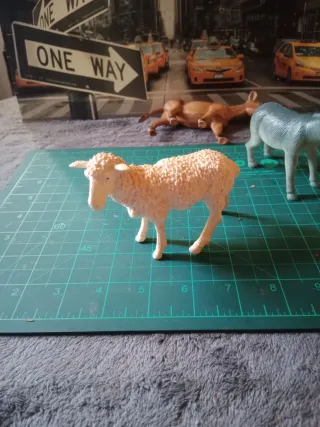 Libro Enciclopedia Animales Granja + 9 Figuras