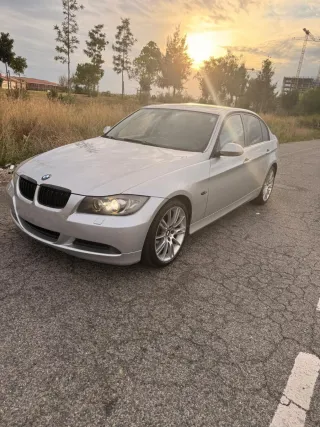 BMW 320 d 2008