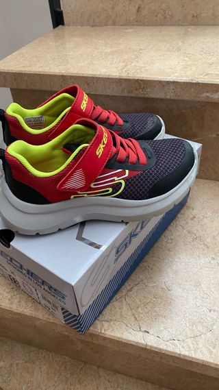 Zapatillas Skechers niño Talla 28