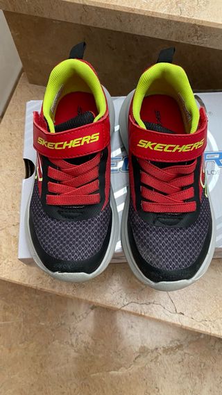Zapatillas Skechers niño Talla 28
