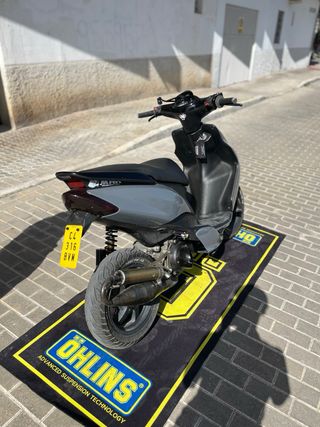 Yamaha Jog RR Scooter Automática