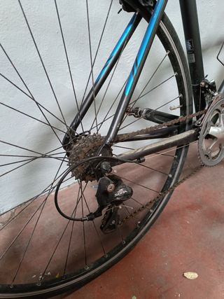 Bicicleta de carretera Btwin Negra