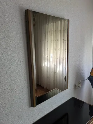 Cómoda 2 mesitas y espejo