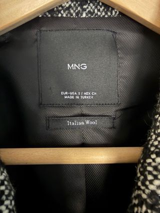 Abrigo cruzado Mango oversize