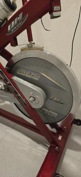 Bicicleta Spinning BH SB2