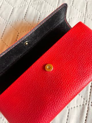 Funda gafas Guess roja