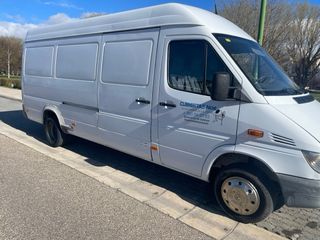 Mercedes-Benz Sprinter416