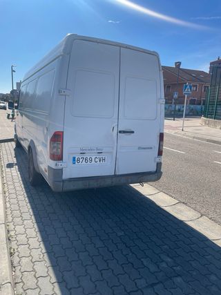 Mercedes-Benz Sprinter416