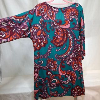 Vestido estampado paisley Stradivarius