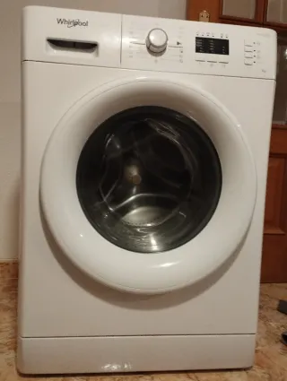 Lavadora Whirlpool casi nueva