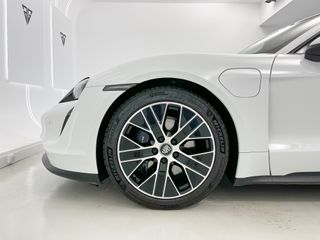 Porsche Taycan Performance Plus 476 CV! IVA DEDUC.