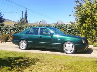 Mercedes-Benz Clase E W210 E50 AMG