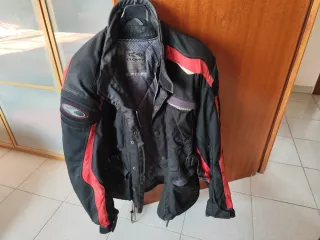 Chaqueta Moto Clover Negra Roja