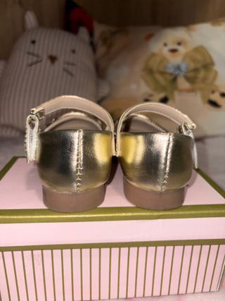 Scarpette bimba oro con fibbia