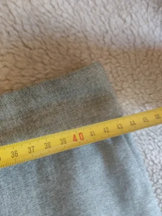 Pantalón gris Zara