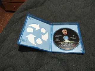 Ángeles y Demonios III Blu-ray
