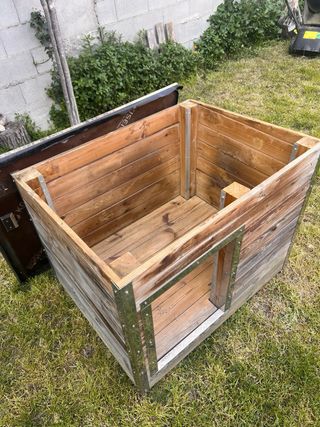 Casa para perro de madera