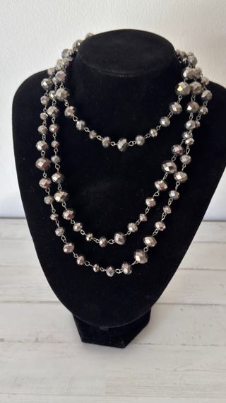 Collar de plata con cuentas facetadas