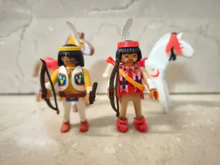 Playmobil Oeste. 2 Indios con Caballos.