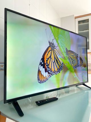 Televisor 4K Smart TV 60 pulgadas