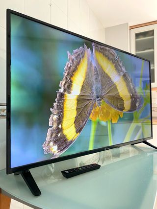 Televisor 4K Smart TV 60 pulgadas