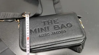 Bandolera negra en perfecto estado