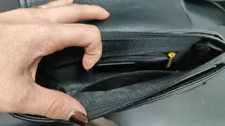 Bandolera negra en perfecto estado