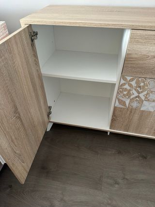 Aparador de salón con gran almacenamiento