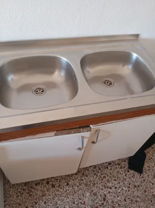 Fregadero doble con mueble