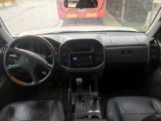 Mitsubishi Montero 1999