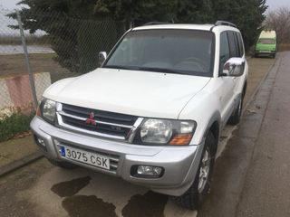 Mitsubishi Montero 1999