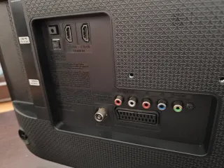 Samsung TV Mediana Negra/Plateada