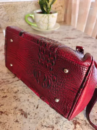 Bolso mano bandolera piel cocodrilo sintético