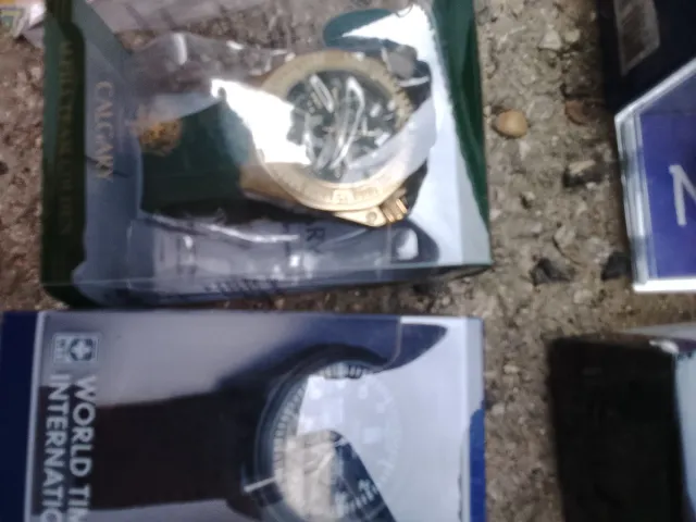 Relojes a estrenar,sin usar.desde 5€,preg. precio