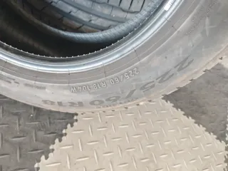 Pareja de Neumáticos Pirelli Cinturato P7 225/60 R