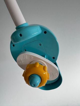 Movil de cuna VTech con proyector de estrellas