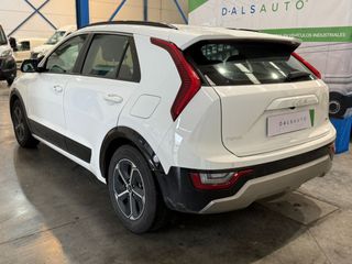 KIA Niro 1.6 GDi HEV 104kW 141CV Drive