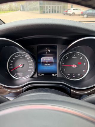 Mercedes-Benz Clase V 300 AMG 4Matic 2021