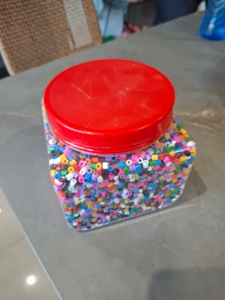 Bote de perlas para planchar IKEA