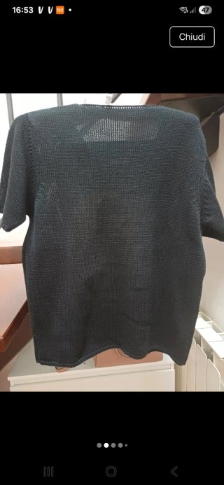 Maglietta nera con numero 3 e paillettes