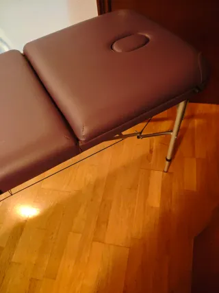 Camilla plegable para masaje.